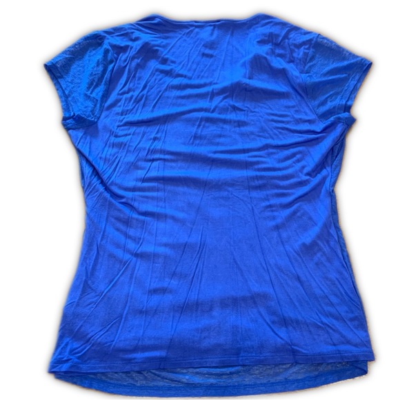 Laundry by Shell Segal deep v-neck blue top with flattering ruching - Picture 2 of 5